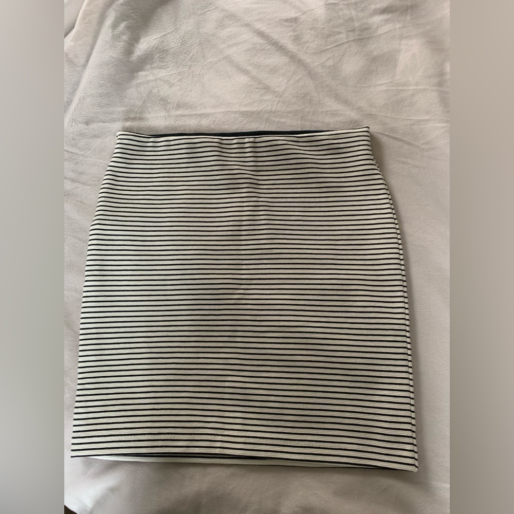 LOFT VERTICAL STRIPED ELASTIC WAIST STRETCH PONTE MINI PENCIL SKIRT NWT SZ M - Picture 6 of 9